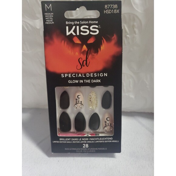 KISS SPECIAL DESIGN 
GLOW IN THE DARK 
GLUE ON FALSE NAILS 
MED LENGTH HALLOWEEN - Picture 2 of 2